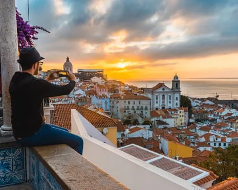 Why Are So Many People from the US Moving to Portugal?